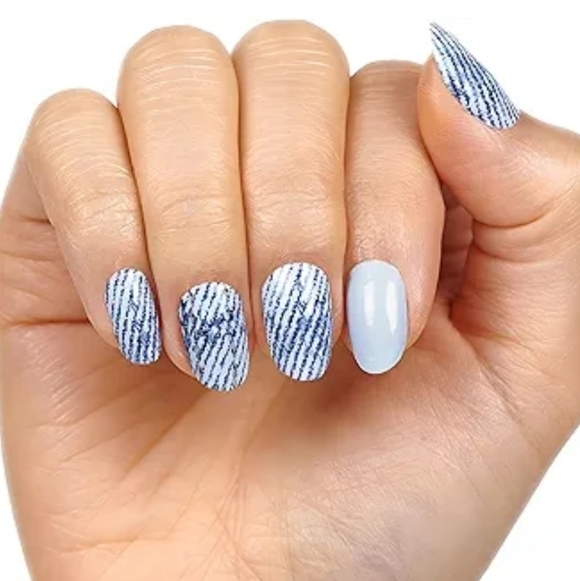 5/$20 Color Street Blue Jean Baby Nail Polish Strips, Pale Blue Denim, (FDC285) - Picture 3 of 3